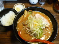 「辛味噌ラーメン（野菜増し・ニンニク）＋ランチご飯　７９０円」@麺処 花田 池袋店の写真