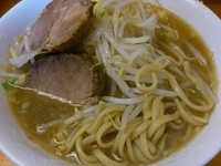 「小ラーメン　麺少なめ ￥650」@ラーメン二郎 立川店の写真