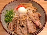 「ステーキまぜそば・大（1100円）」@まぜそば 凜々亭 郡山本店の写真