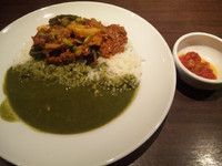 「ぜいたくキーマWカレー ￥830」@カレーハウスCoCo壱番屋 土浦小松店の写真