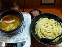 「つけ麺　４００ｇ（タマネギ増し）　８００円」@つけ麺専門店 麦田の写真