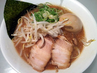 「魚介豚骨らーめん(700円)」@かぶき屋の写真