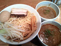 「二色つけめん(850円)」@神保町 可以の写真