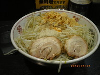 「混ぜラーメン大　ニンニクヤサイ2倍　￥800」@ダントツラーメン 岡山一番店の写真