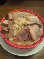 「味噌豚野郎（ニンニク）　９００円」@野郎ラーメン 海浜幕張店の写真