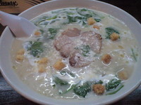 「クリームラーメン（880円）」@ラーメン ギョーザの店 金春の写真