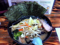 「野菜ラーメン￥750＋のり￥50」@とんぱた亭 三枚町店の写真