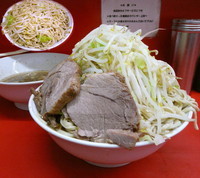 「麺マシ 大盛ラーメン 750円（ヤサイ）」@ラーメン二郎 松戸駅前店の写真