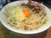 「油そば（麺少なめ、にんにく多め）800円」@ラーメン髭の写真