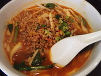 「汗辛刀削麺+ライス650円」@一球酒場の写真