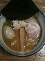 「らーめん＋味玉」@麺や わたるの写真