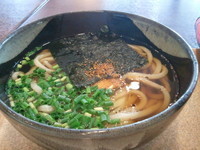 「月見うどん（４５０円）」@羽生製麺処の写真