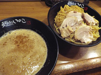 「つけ麺（中、葱抜）＋チャーシュー、750円（同額）＋200円」@麺処いのこの写真