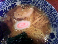 「らーめん(薄口醤油)」@くじら軒 八重洲店の写真