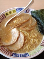 「トンコツ正油ラーメン」@麻布ラーメン 芝浦店の写真