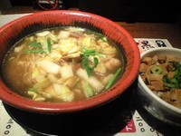 「ホルモンラーメン（Ａランチセット）」@ホルモン拉麺 炎のモツ魂の写真