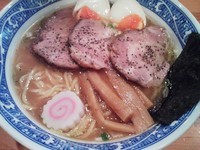 「特製中華そば」@中華そば 青葉 新宿店の写真