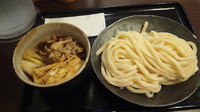 「肉つけ汁うどん（大盛）　きざみあげトッピング」@つけ汁うどん 野澤の写真