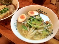 「野菜ラーメン＋味玉（￥600＋￥50）」@らー麺 みうらの写真