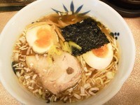 「らーめん￥700円＋（玉子サービスCP）」@与ろゐ屋の写真