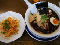 「バリコクとんこつ780円+ピリ辛ねぎ180円=960円」@風風ラーメン 北朝霞店の写真