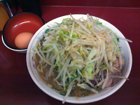 「小ラーメン(650円)+生玉子(80円)」@ラーメン二郎 相模大野店の写真