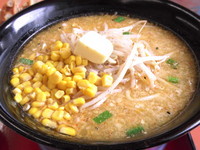 「塩バターコーンラーメン810円＋餃子262円＋半ライス無料」@くるまやラーメン 大宮吉野店の写真