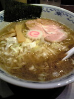 「中華そば」@煮干中華そば 鈴蘭 新宿店の写真