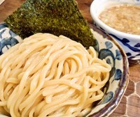 「つけめん(中盛同一料金)＋龍神餃子(750円＋250円)」@つけめん・らーめん活龍 下館店の写真