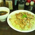 肉盛りつけ麺 200g