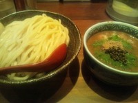 「つけ麺涼梅+味玉」@つけ麺専門店 三田製麺所 神田店の写真