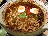 「麻辣担々麺（￥880＋味玉￥100）」@TAOMENの写真