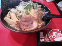 「ラーメン・もりもり野菜（６８０円＋１００円）」@麺屋 元福の写真