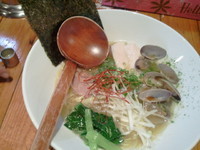 「【限定】あさりと錦爽鶏の白醤油らーめん￥750」@らーめん処 ○はの写真