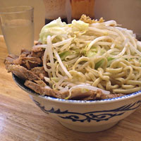 「らーめん600円（大、同額）＋肉増し200円」@らーめん きじとらの写真