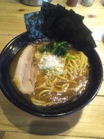 「横浜とんこつ（濃度高め）、ピリ辛メンマごはん ７６０＋２８０」@梨の花の写真