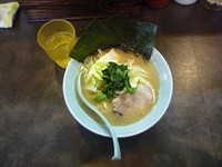 「ラーメン並」@横浜ラーメン 庄家の写真