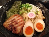 「まぜそば冷やし（黒）大盛」@中華蕎麦 さんびの写真