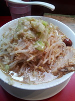 「ラーメン、麺少なめ、アブラ」@用心棒の写真