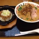 辛ネギ味噌ラーメン＋焼き飯セット