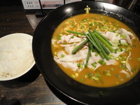 「かれー麺　並盛（750円）＋サービスライス」@かれー麺 実之和 六本木店の写真