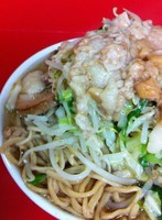 「大ラーメン （750円）ヤサイニンニクアブラ」@ラーメン二郎 中山駅前店の写真