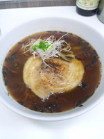 「源醤らぁ麺」@麺や金時の写真