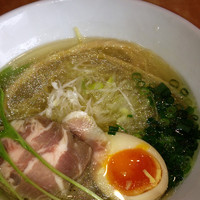 「軍鶏塩らーめん¥700」@麺や 蒼 AOIの写真