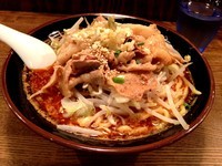 「辛味噌らぁめん」@ゴリラーメンの写真