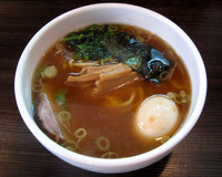 「味玉らぁめん」@らぁめん・つけそば 頂の写真