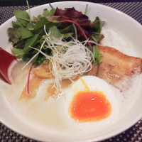 「鶏白湯ラーメン(塩)￥７５０」@Fine Tuned Ramen with Music Bee Hiveの写真