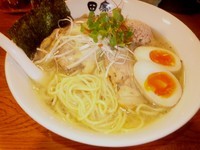 「【限定】鶏そば￥750・味玉￥100」@中華そば田家 ふくふくの写真