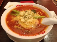 「太陽のチーズラーメン+にんにく+バジリゾ」@太陽のトマト麺 Next 新宿ミロードの写真