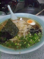 「醤油ラーメン（中）」@ラーメンビックの写真